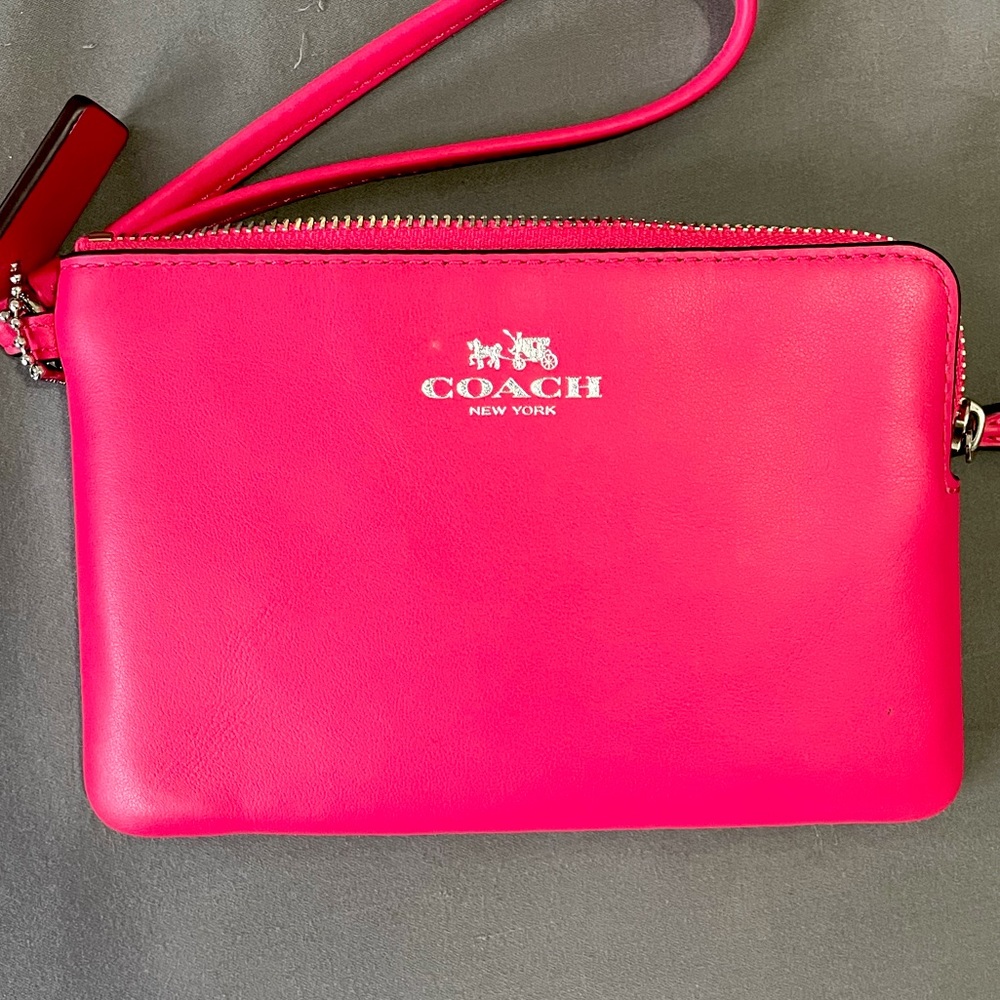 Coach Wristlet-hot pink NWOT